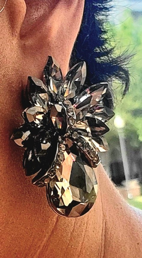 TEARDROP CLIP ON SPARKLING STONE EARRINGS